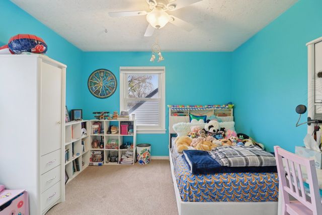 610 Maple Drive, Buffalo Grove, IL 60089