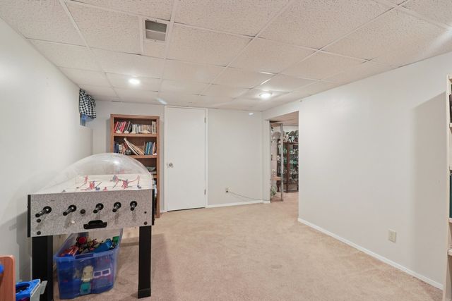 610 Maple Drive, Buffalo Grove, IL 60089