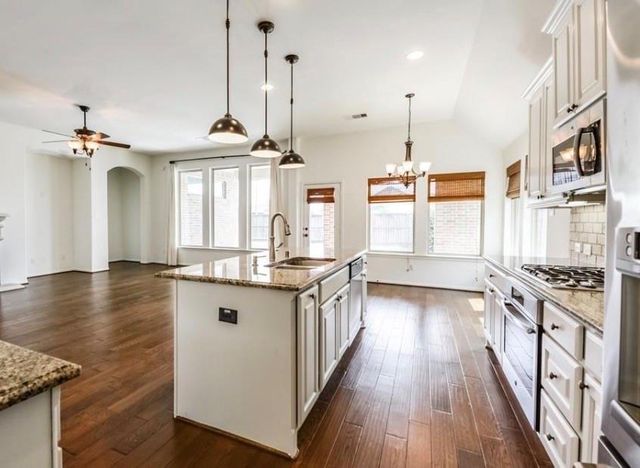 2607 Park Hills Drive, Katy, TX 77494