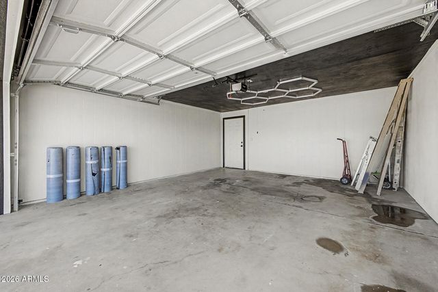 3611 E DELCOA Drive, Phoenix, AZ 85032