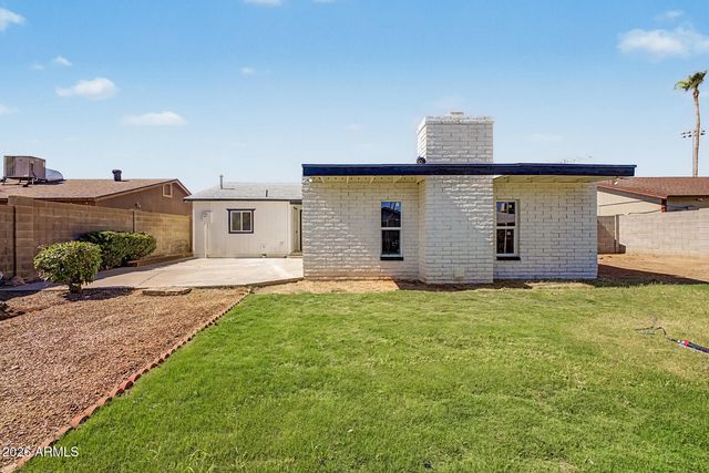 3611 E DELCOA Drive, Phoenix, AZ 85032
