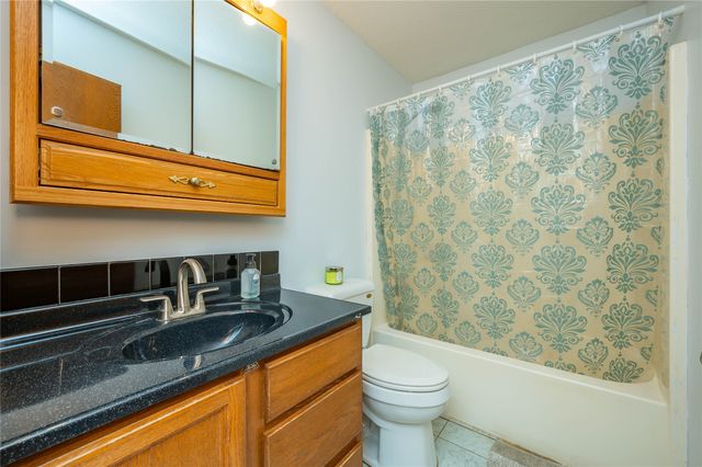6006 SW 7th Street, Des Moines, IA 50315