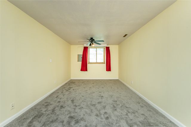 6006 SW 7th Street, Des Moines, IA 50315