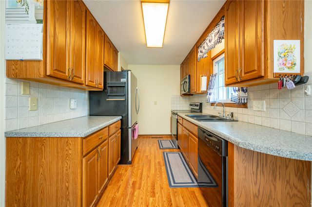 6006 SW 7th Street, Des Moines, IA 50315