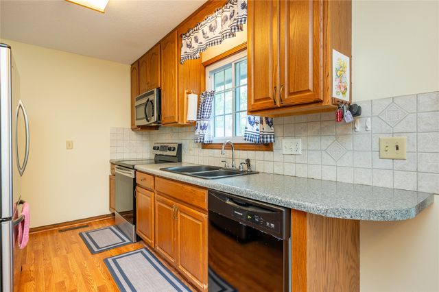 6006 SW 7th Street, Des Moines, IA 50315