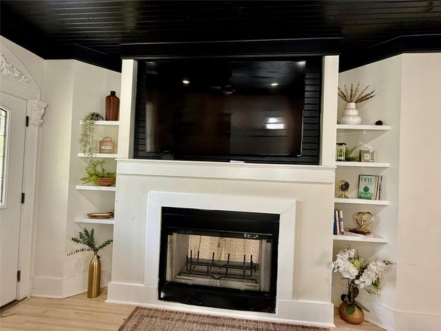 1624 Heights Boulevard, Houston, TX 77008