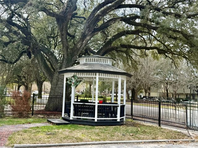 1624 Heights Boulevard, Houston, TX 77008