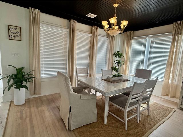 1624 Heights Boulevard, Houston, TX 77008