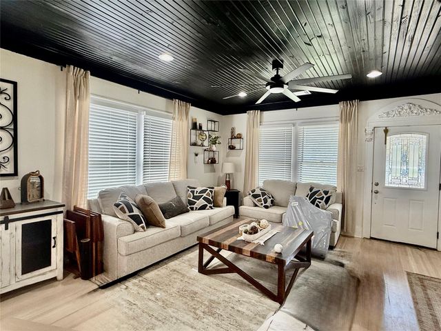 1624 Heights Boulevard, Houston, TX 77008