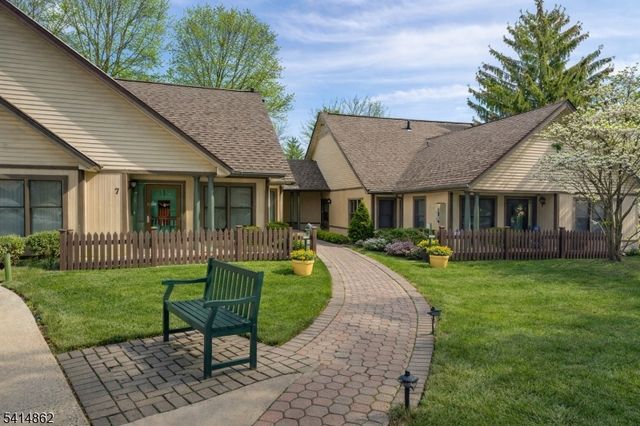 3 Park Edge Ondo, Berkeley Heights Twp., NJ 07922