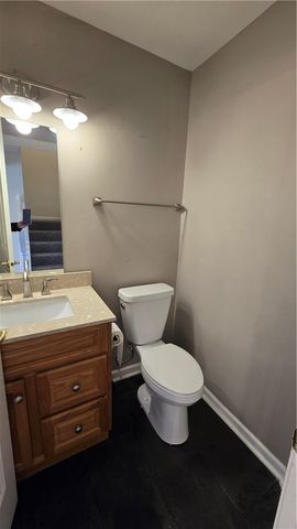 243 Augusta St, Mt Washington, PA 15211