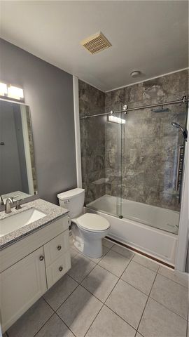 243 Augusta St, Mt Washington, PA 15211