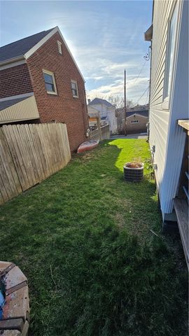 243 Augusta St, Mt Washington, PA 15211