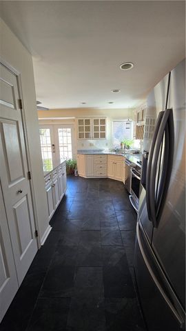 243 Augusta St, Mt Washington, PA 15211