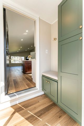 646 W Babcock Avenue, Elmhurst, IL 60126