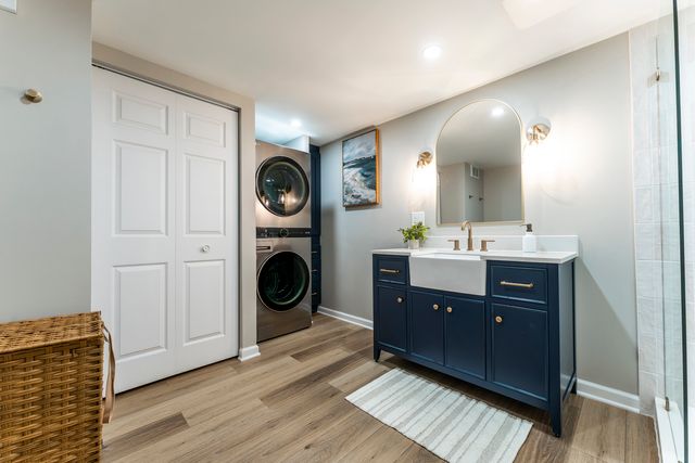 646 W Babcock Avenue, Elmhurst, IL 60126