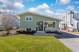 646 W Babcock Avenue, Elmhurst, IL 60126