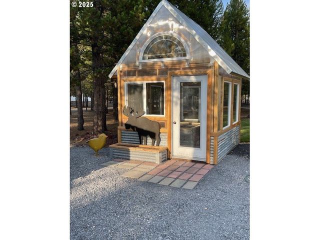 124316 TEATABLE Ct, Crescent Lake, OR 97733