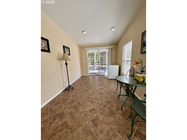 124316 TEATABLE Ct, Crescent Lake, OR 97733