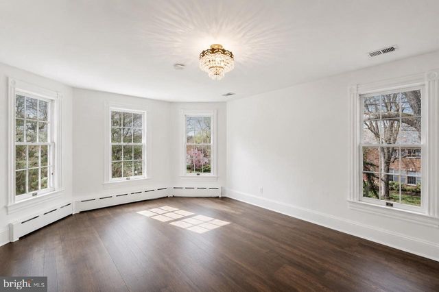 5305 SARATOGA AVE, Chevy Chase, MD 20815
