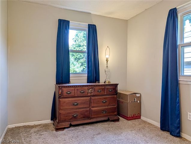 417 Douglas Street NE, Warren, OH 44483