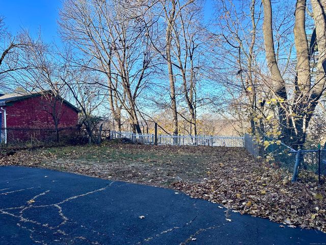 928 Townsend Avenue 1, New Haven, CT 06512