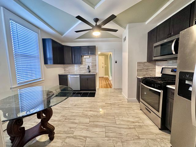 928 Townsend Avenue 1, New Haven, CT 06512