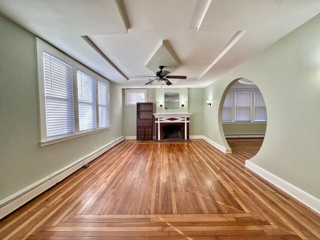 928 Townsend Avenue 1, New Haven, CT 06512