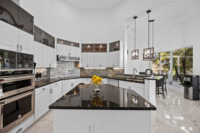 10591 Stonebridge Boulevard, Boca Raton, FL 33498