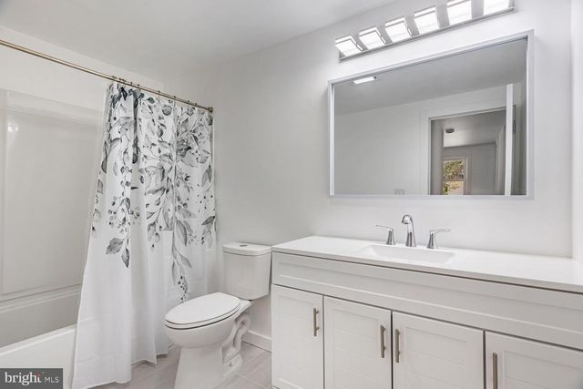 198 MILL ST, West Creek, NJ 08092
