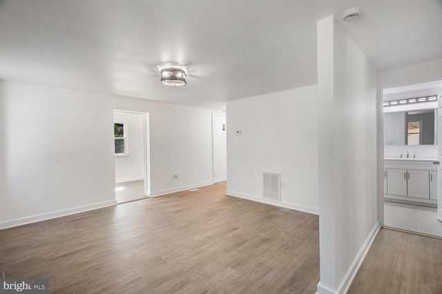 198 MILL ST, West Creek, NJ 08092