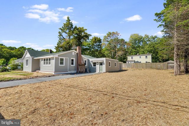 198 MILL ST, West Creek, NJ 08092