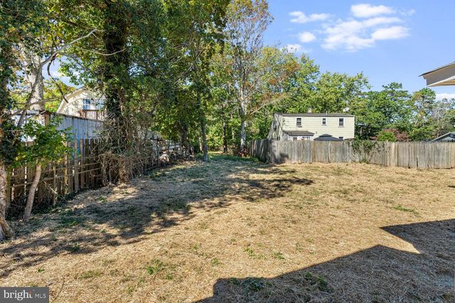 198 MILL ST, West Creek, NJ 08092