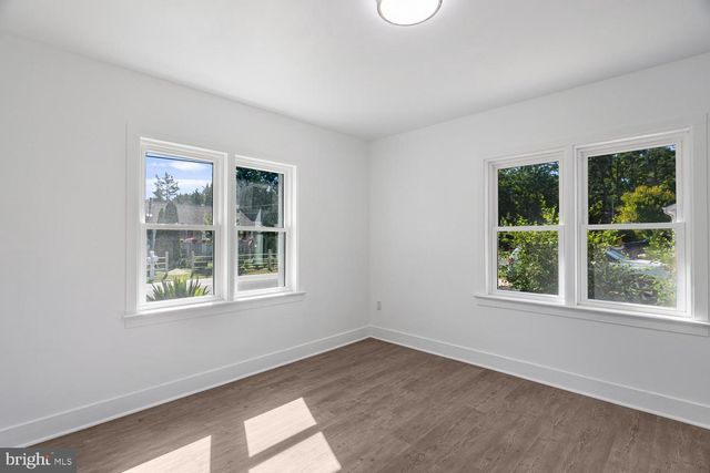 198 MILL ST, West Creek, NJ 08092