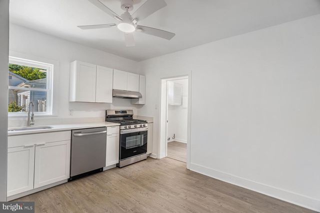 198 MILL ST, West Creek, NJ 08092