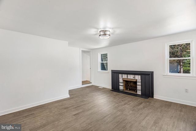 198 MILL ST, West Creek, NJ 08092