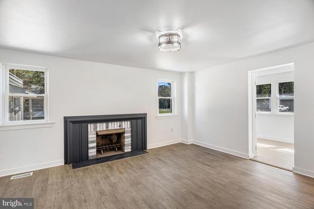 198 MILL ST, West Creek, NJ 08092
