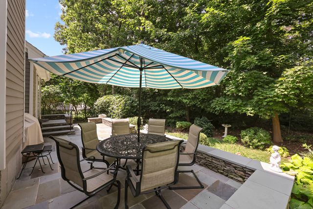 19 Worthington Drive 19, Farmington, CT 06032