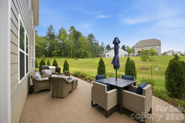 106 Hollywood Court, Troutman, NC 28166