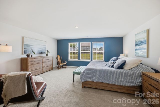 106 Hollywood Court, Troutman, NC 28166