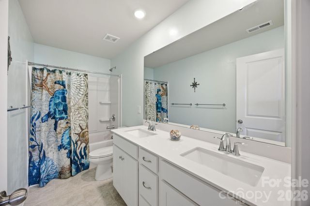 106 Hollywood Court, Troutman, NC 28166