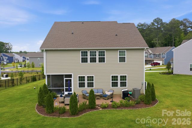 106 Hollywood Court, Troutman, NC 28166