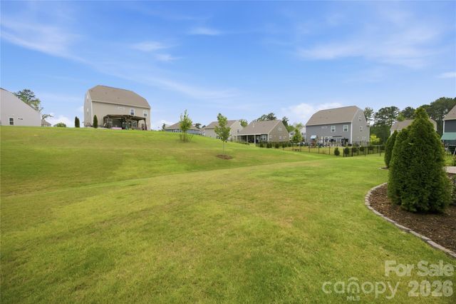 106 Hollywood Court, Troutman, NC 28166
