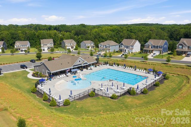 106 Hollywood Court, Troutman, NC 28166