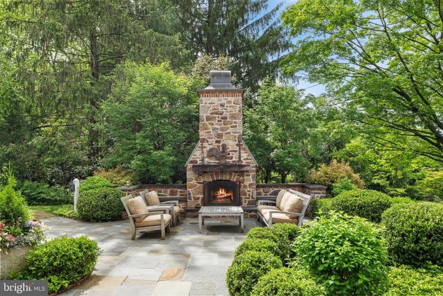 352 STENTON AVE, Plymouth Meeting, PA 19462