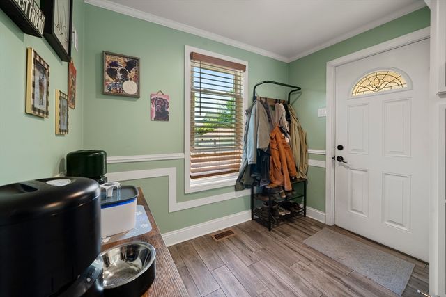 119 James St, Acushnet, MA 02743