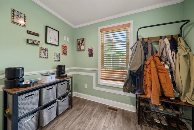119 James St, Acushnet, MA 02743