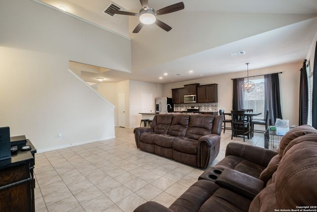 2147 Flintshire Dr, New Braunfels, TX 78130