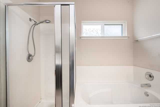 2147 Flintshire Dr, New Braunfels, TX 78130