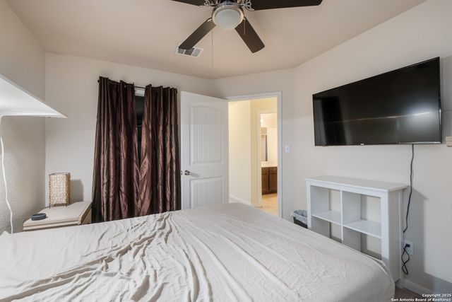 2147 Flintshire Dr, New Braunfels, TX 78130